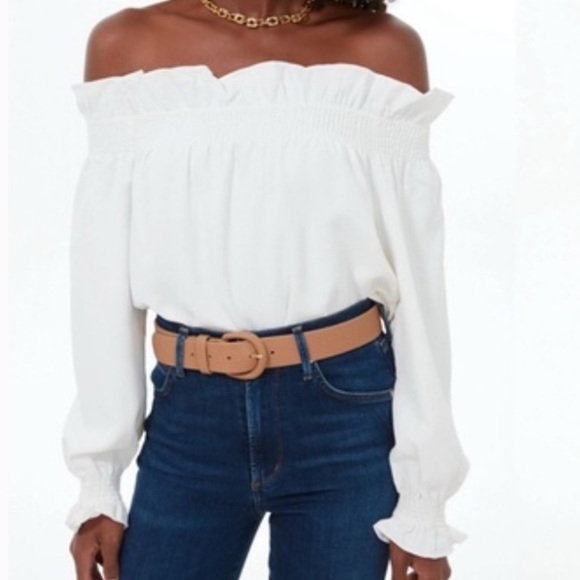 Tuckernuck Tops - Tuckernuck White Off-Shoulder Marguerite Blouse